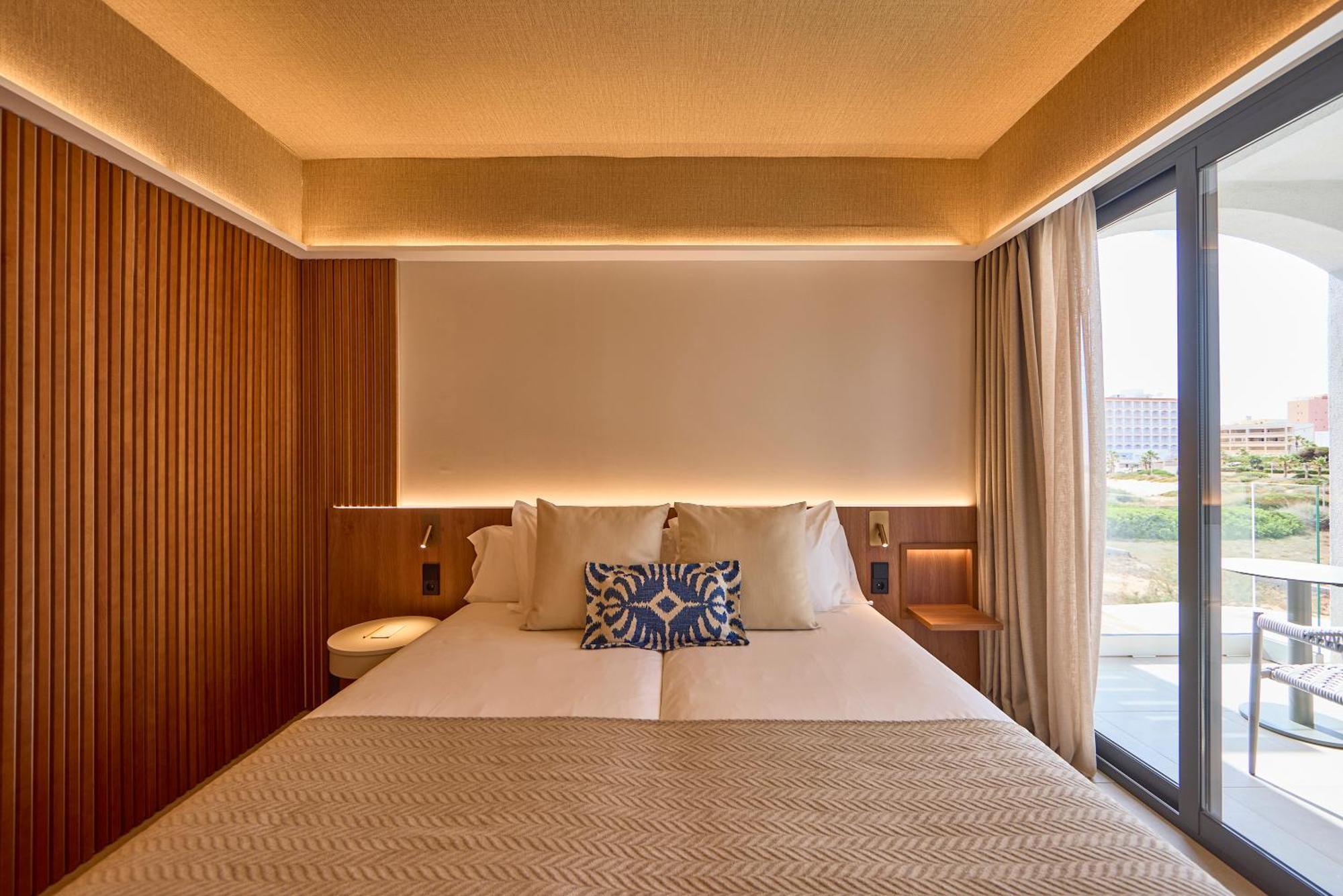 Universal Grand Leon & Spa Колонья Сант Джордин Экстерьер фото